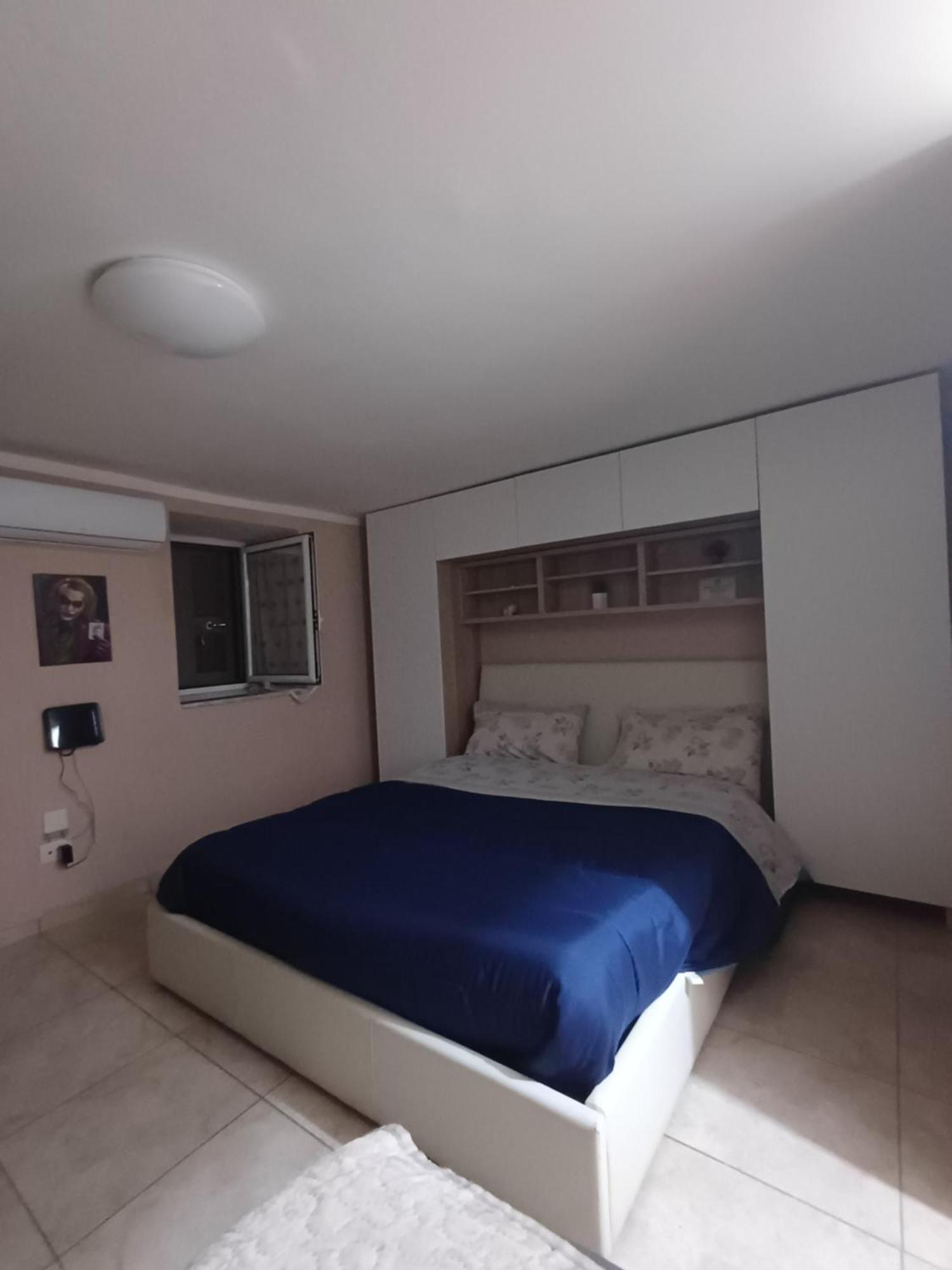 Masaniello'S House Apartment Наполи Стая снимка